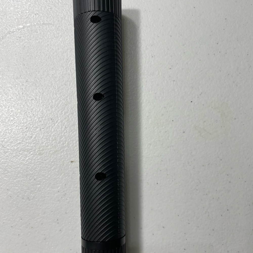 Black LED Flashlight - Picture 2 of 5